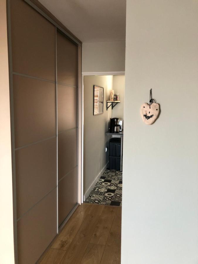Apartament Srodmiescie Кросно Екстериор снимка